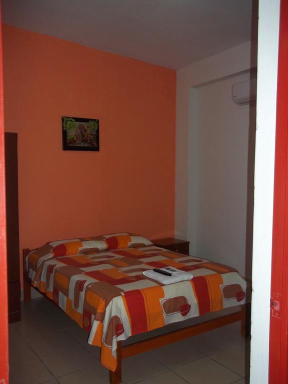Hotel Casa Linda II à Iquitos Chambre photo