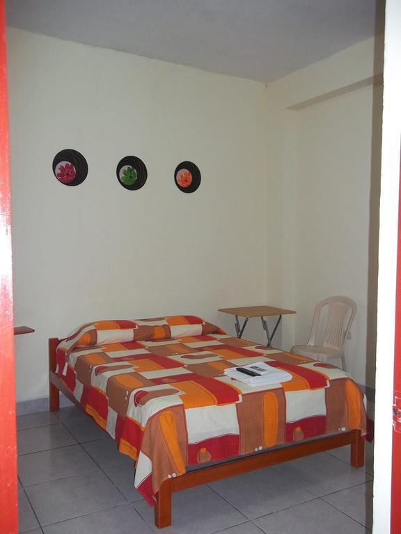 Hotel Casa Linda II à Iquitos Chambre photo