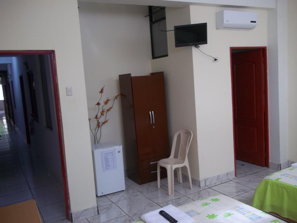 Hotel Casa Linda II à Iquitos Chambre photo